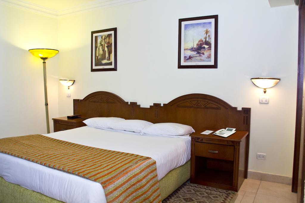 Tolip Aswan Hotel Eksteriør billede